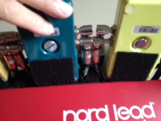 and you have only the soft part in contact with the top panel, no glue, nothing...