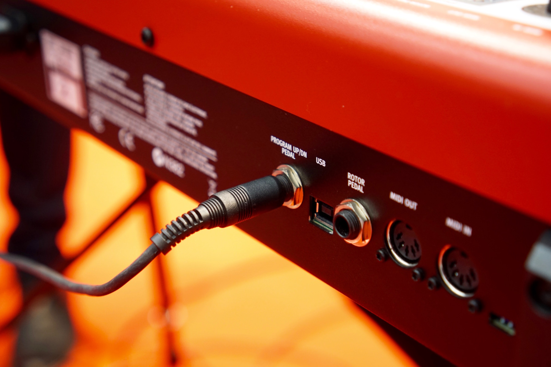 The new connection for the PROG UP/DN PEDAL