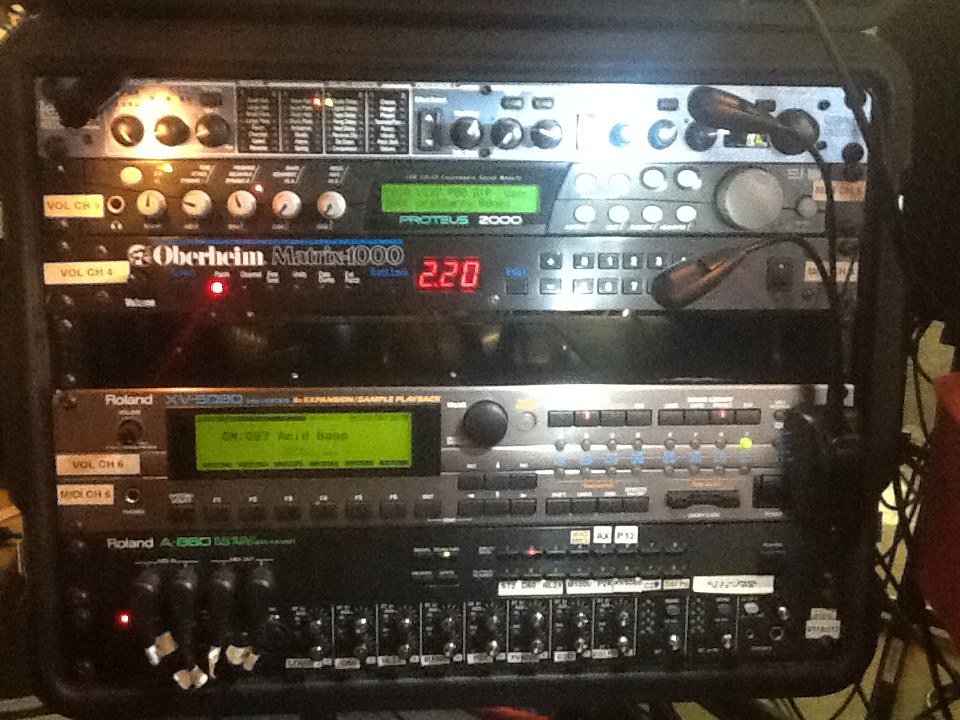 How it looks like at the front, Rack 8U