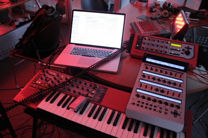 Macie C4 setup for controlling some parameters in the NordModular