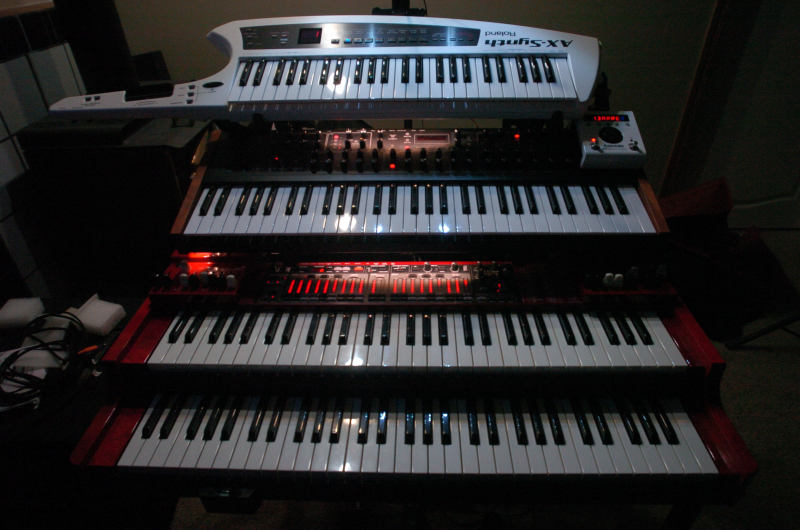 In putting the Keytar on top