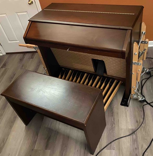HAMMOND A 205 CHAPLE ORGAN